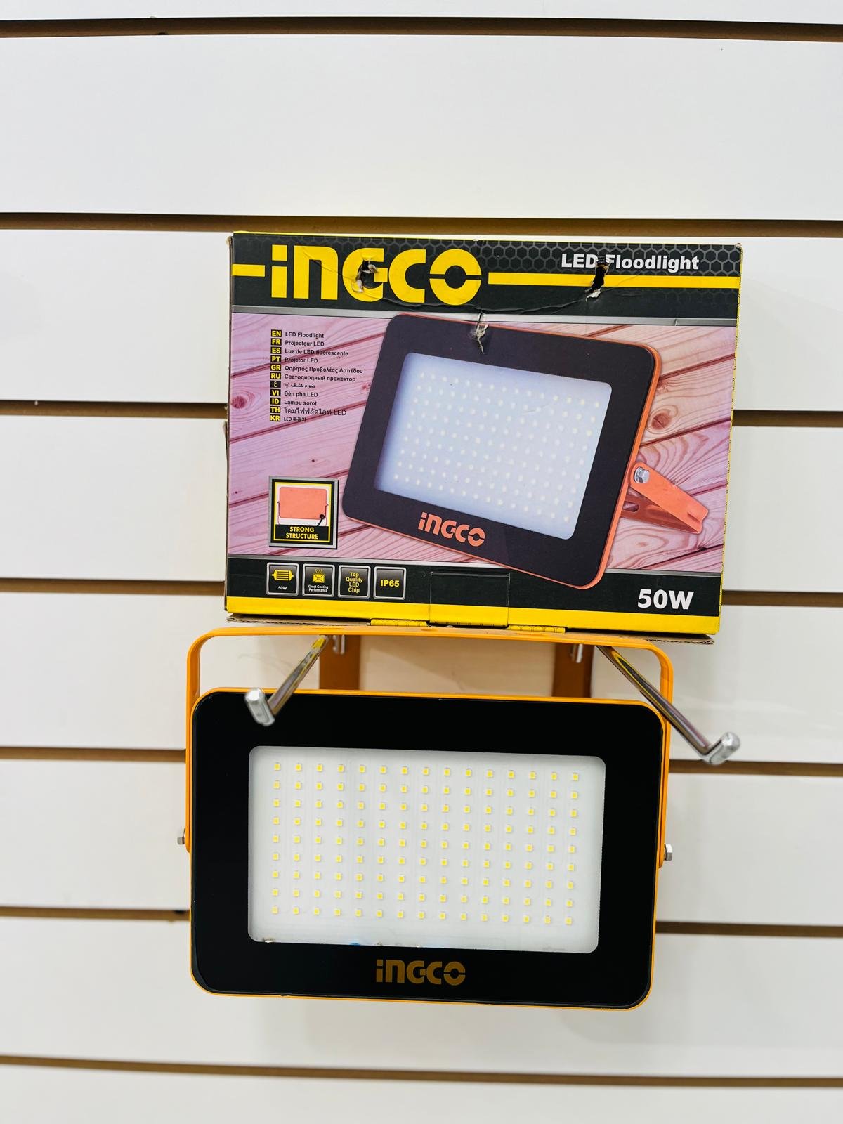 Foco LED Exterior Ingco 50W Potente Iluminación