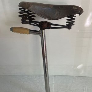 Asiento de Bicicleta Vintage Cuero Marrón "Puppy" Made in Occupied Japan - imagen 16