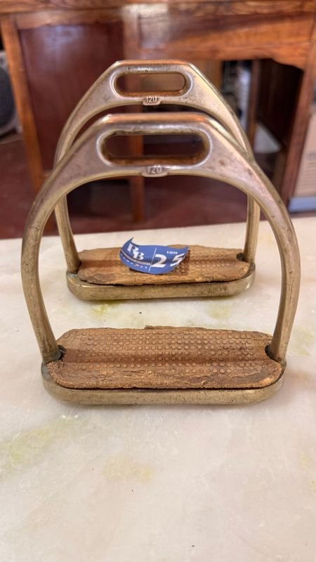 Item 877980 - Image 0