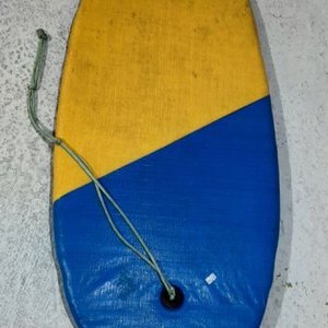 Tabla de Surf Azul y Amarilla con Cuerda - imagen 2