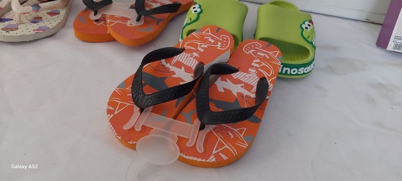 Calzado de Talla 29-30-31-32 en Venta - imagen 3