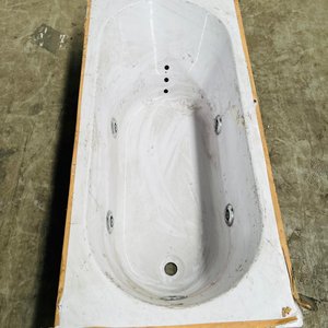 Lote siguiente: Jacuzzi de Fibra Sin Motor
