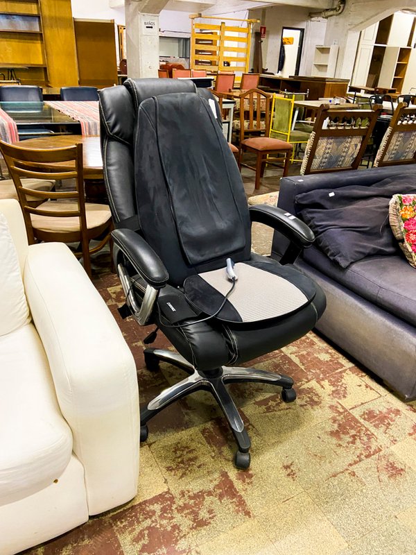 Sillón Masajeador Eléctrico Negro con Control Remoto - imagen 1