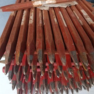 Lote anterior: Lote de 100 Puntas de Metal para Demolición 300 x 16 mm