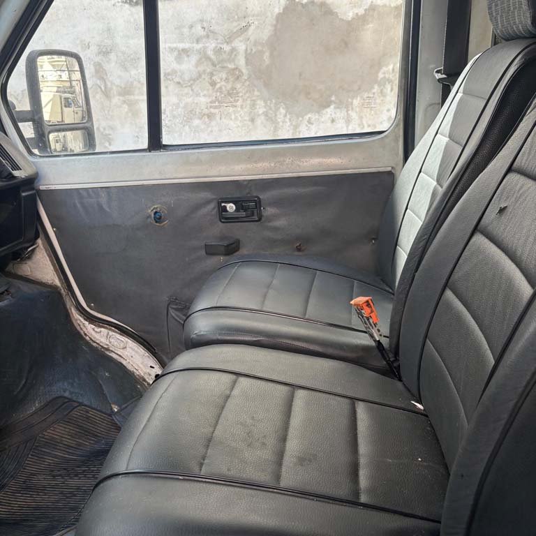 Item 2100103 - Image 17