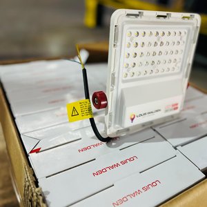 Focos LED 50W Louis Walden (Lote x18) - imagen 3