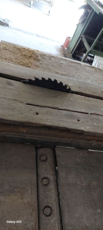 Mesa de trabajo trifásica en madera con diseño antiguo - imagen 13