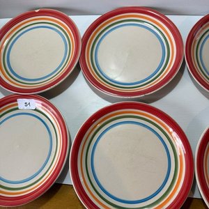 Lote de 12 Platos Llanos y Hondos con Diseño de Rayas de Colores - imagen 2
