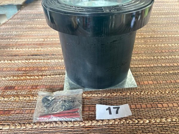 Foco Subacuático para Piscina Negro - imagen 1
