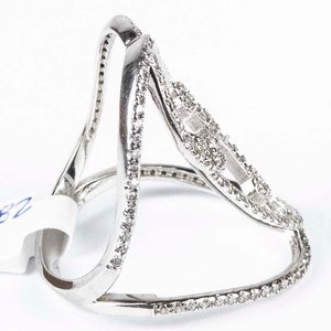 Anillo de Plata con Circones y Diseño Cruz - imagen 2