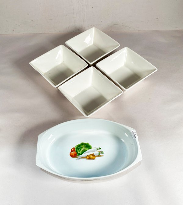 Conjunto 5 Piezas: 4 Bowls Cuadrados Blancos y 1 Ensaladera "Pyrex" con Dibujo de Vegetales - imagen 1