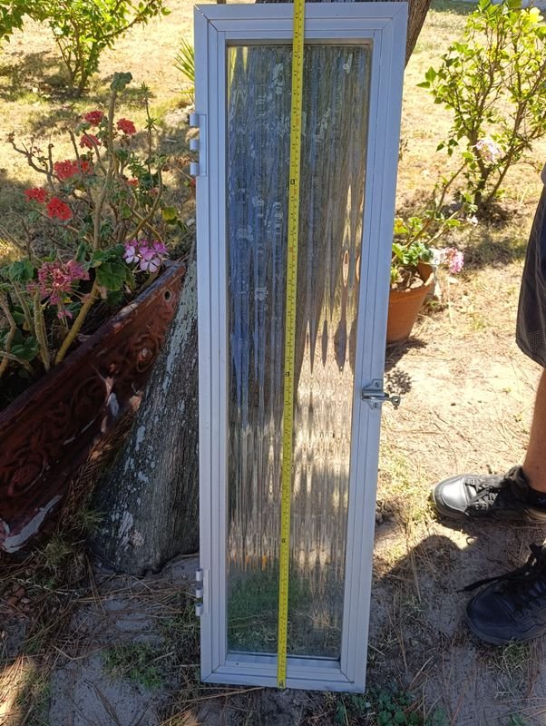 Ventana de Aluminio en Buena Condición - imagen 3