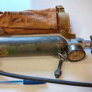 Lote siguiente: Botella de Oxígeno para Aviación WWII Americana - 1943
