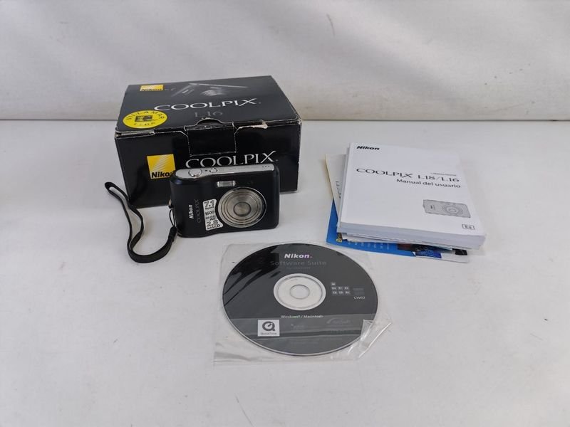 Cámara Digital Nikon Coolpix L16 - Equipamiento de Fotografía - imagen 1