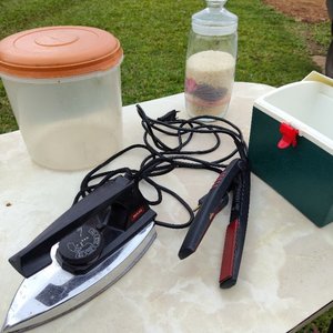 Conservadora de Picnic, Plancha de Ropa y Plancha para Pelo Philips - imagen 4