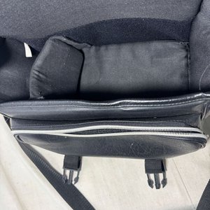 Lote de Bolsos, Maletines y Mochilas Negras Variadas - imagen 5