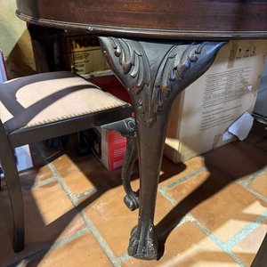 Juego de Comedor Estilo Reina Ana con Mesa Extensible y 6 Sillas - imagen 5