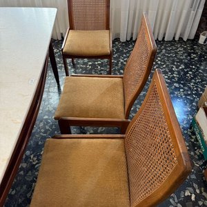 Mesa de Comedor con Tapa de Mármol y 6 Sillas de Madera y Caño - imagen 6