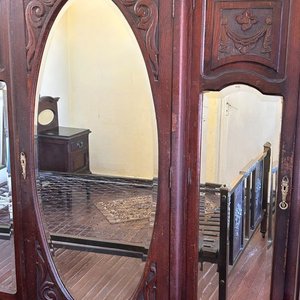Ropero de Roble con 3 Puertas y Espejos Biselados - imagen 7