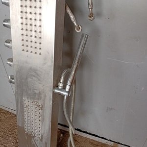 Panel de Ducha de Acero Inoxidable con Múltiples Chorros - imagen 3