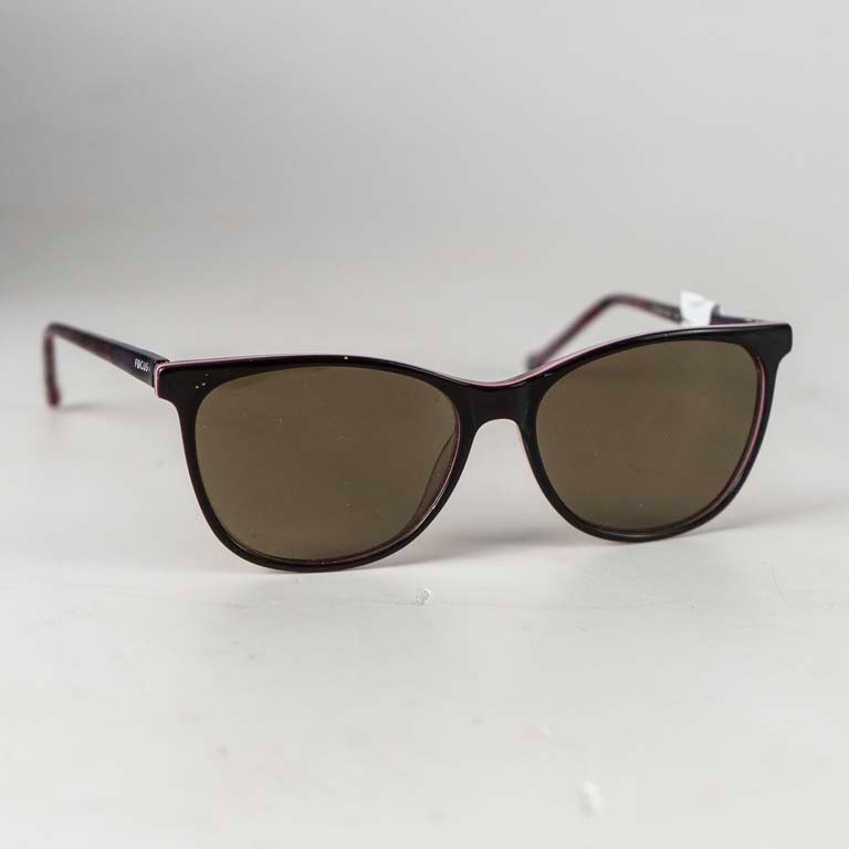 Lote siguiente: Lentes de sol Focus con detalles