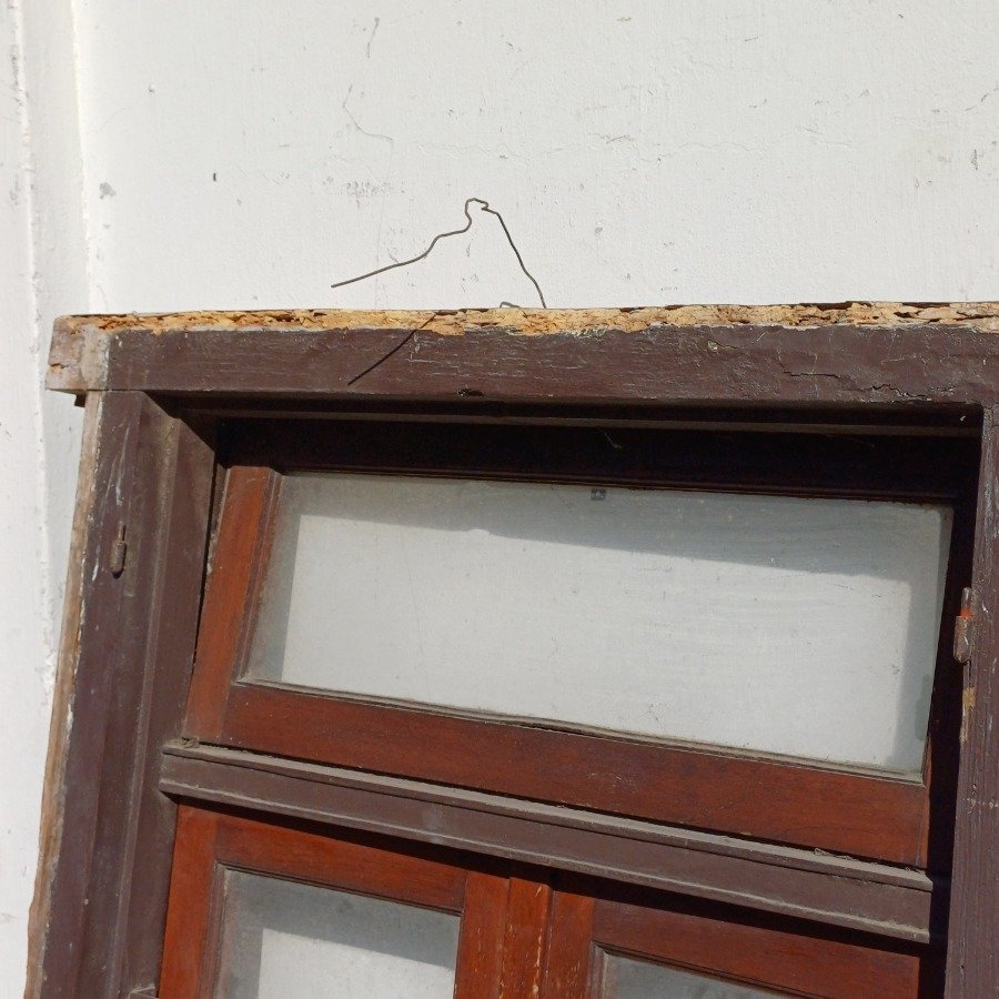 Ventana con dos hojas batientes y marco de pinotea - imagen 7