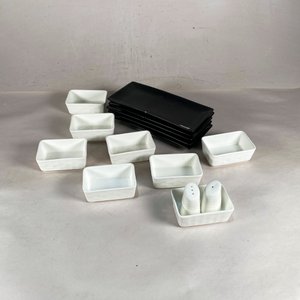 Lote anterior: Conjunto de 15 Piezas: Platos Rectangulares Negros y Recipientes Blancos