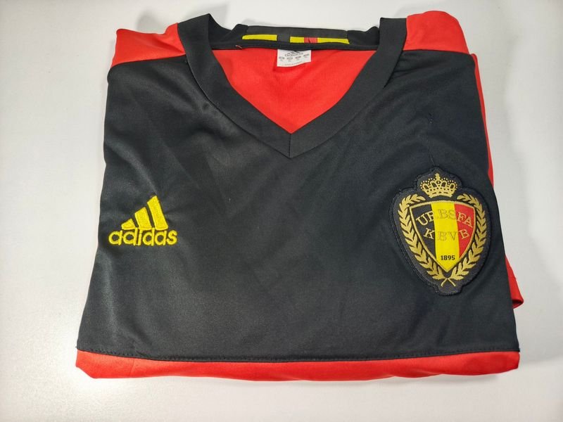 Lote anterior: Camiseta Adidas de la selección nacional de fútbol de Bélgica