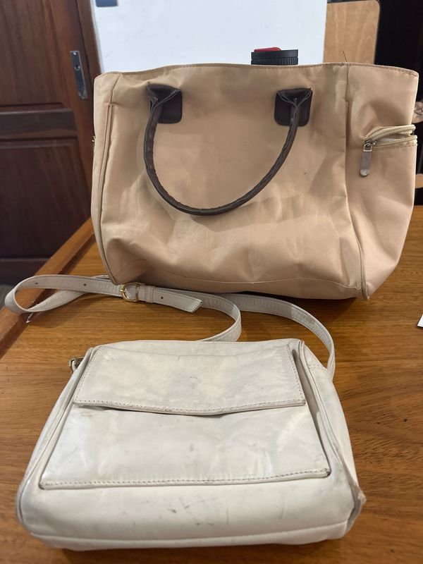 Carteras de Cuero y Tela - imagen 1