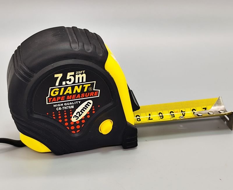 Cinta Métrica Giant de 7.5 Metros con Protección de Goma