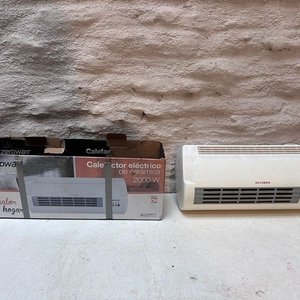 Lote siguiente: Caloventilador de Pared Zerowatt Eléctrico Cerámico 2000W