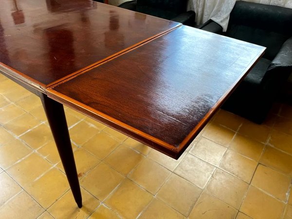 Juego de Comedor con Mesa Extensible y Seis Sillas de Madera - imagen 8