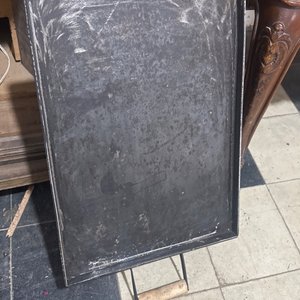 Lote siguiente: Plancha de Hierro Fundido con Mangos de Madera
