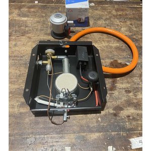 Lote siguiente: Calentador para Estufa de Pirámide con Manguera de Gas