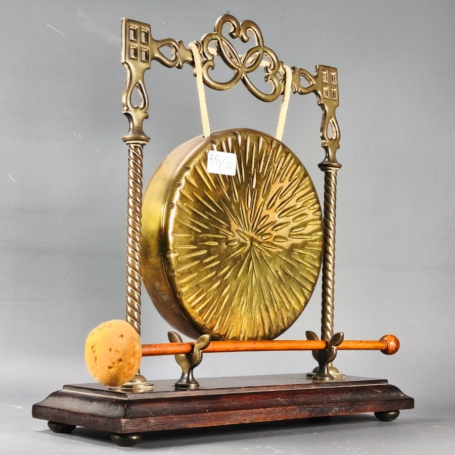 Gong en bronce, metal y madera - imagen 5