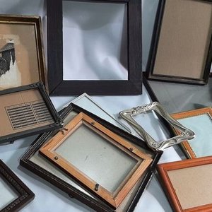 Lote de Marcos de Cuadros con Vidrios Varios Tamaños y Estilos - imagen 3