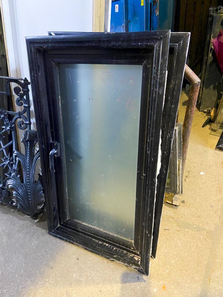 Dos Ventanas de Aluminio Negro con Vidrio, 120x78 cm