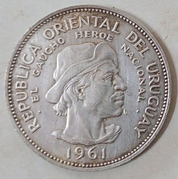 Moneda de Plata Uruguaya "El Gaucho" de 10 Pesos - 1961