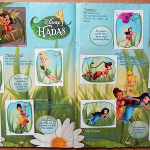 Álbum de Figuritas Completo "Un Mundo Mágico" Disney Panini 2012 - imagen 4