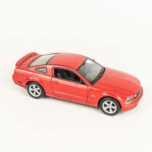 Auto Ford Mustang escala 1/24 colección WELLY - imagen 2