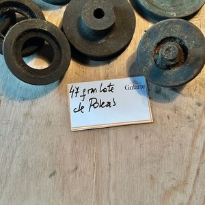 Gran cantidad de Poleas de todo tamaño para maquinaria y motores - imagen 4