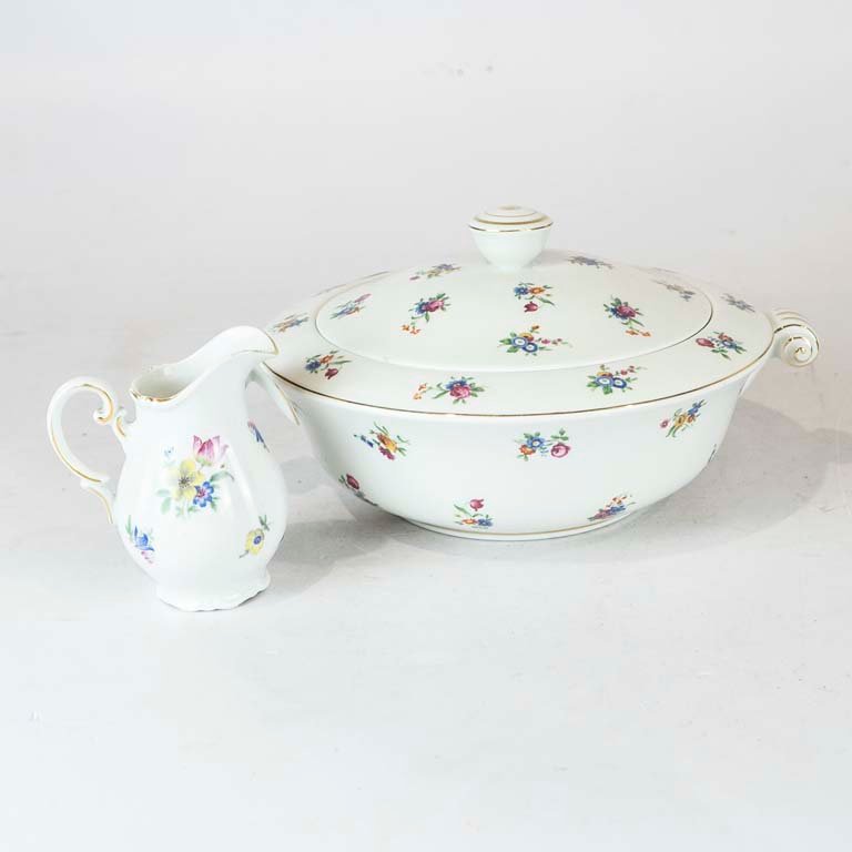 Lote siguiente: Porcelana de Limoges y Bavaria - Guisera y Jarrita