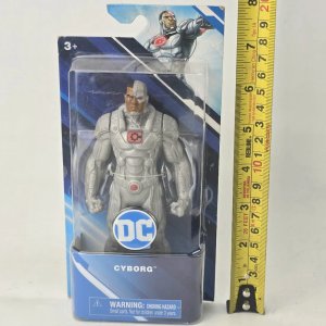 Figura de Acción Cyborg DC Comics 15 cm - imagen 4