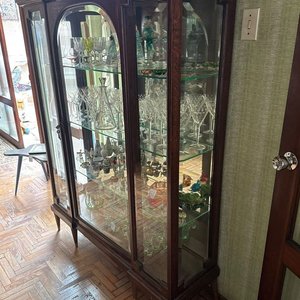 Vitrina Antigua de Roble con Vidrios Biselados y Espejo - imagen 3