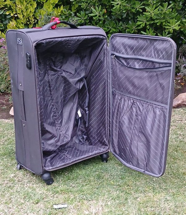 Valija de Viaje Grande Ultralight Weight Gris Oscuro