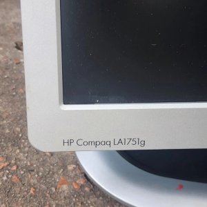 Lote de 5 Monitores HP Compaq LA1751g - imagen 4