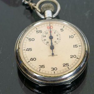 Cronómetro Mecánico Soviético Lemania Vintage - 5 cm - imagen 2