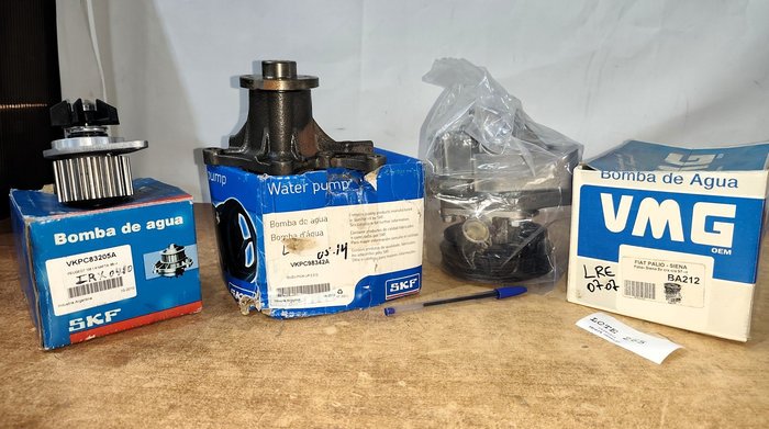 Colección de Bombas de Agua y Vehículos