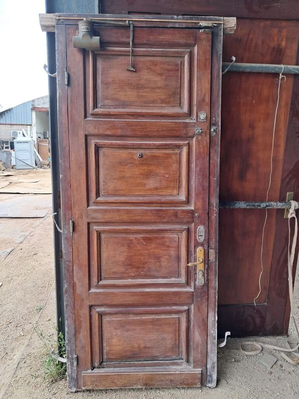 Item 882919 - Image 0