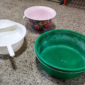 Elevador de Inodoro con Apoyabrazos y Recipientes Auxiliares - imagen 4